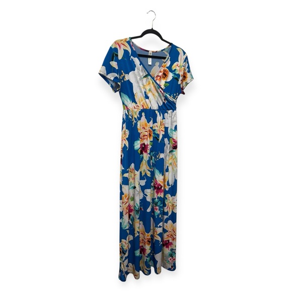 Vanilla Bay Blue Floral Maxi Dress - Picture 2 of 6